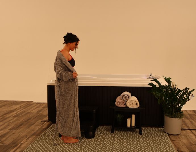Cold Plunge Tubs in Springfield, Illinois